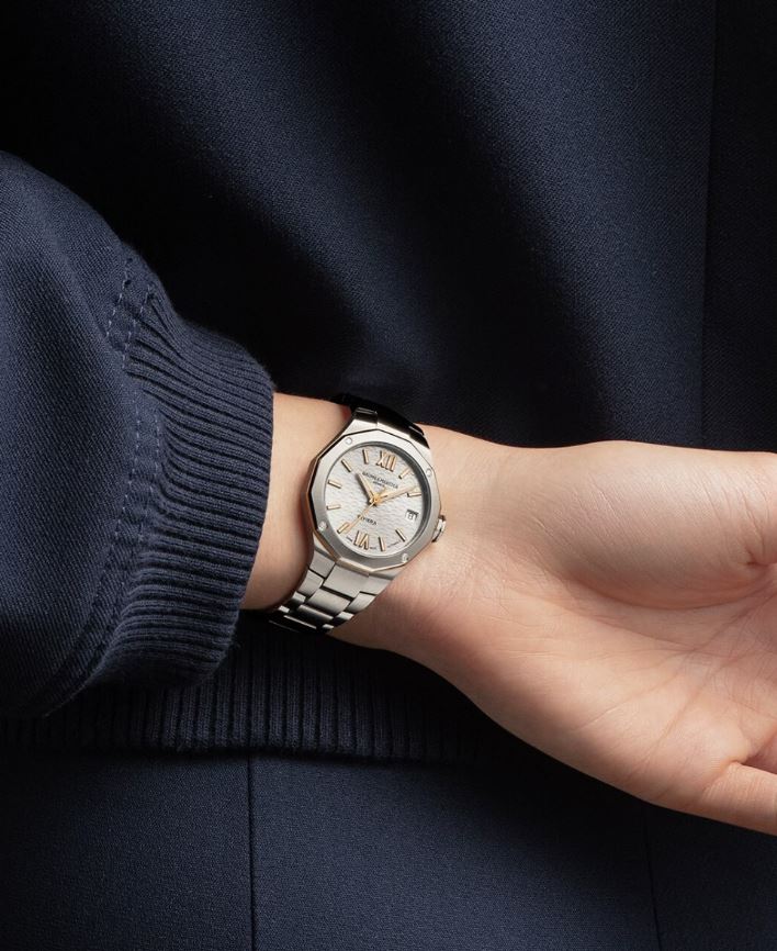 Baume Et Mercier Riviera Automatic (Champagne Dial / 33mm)