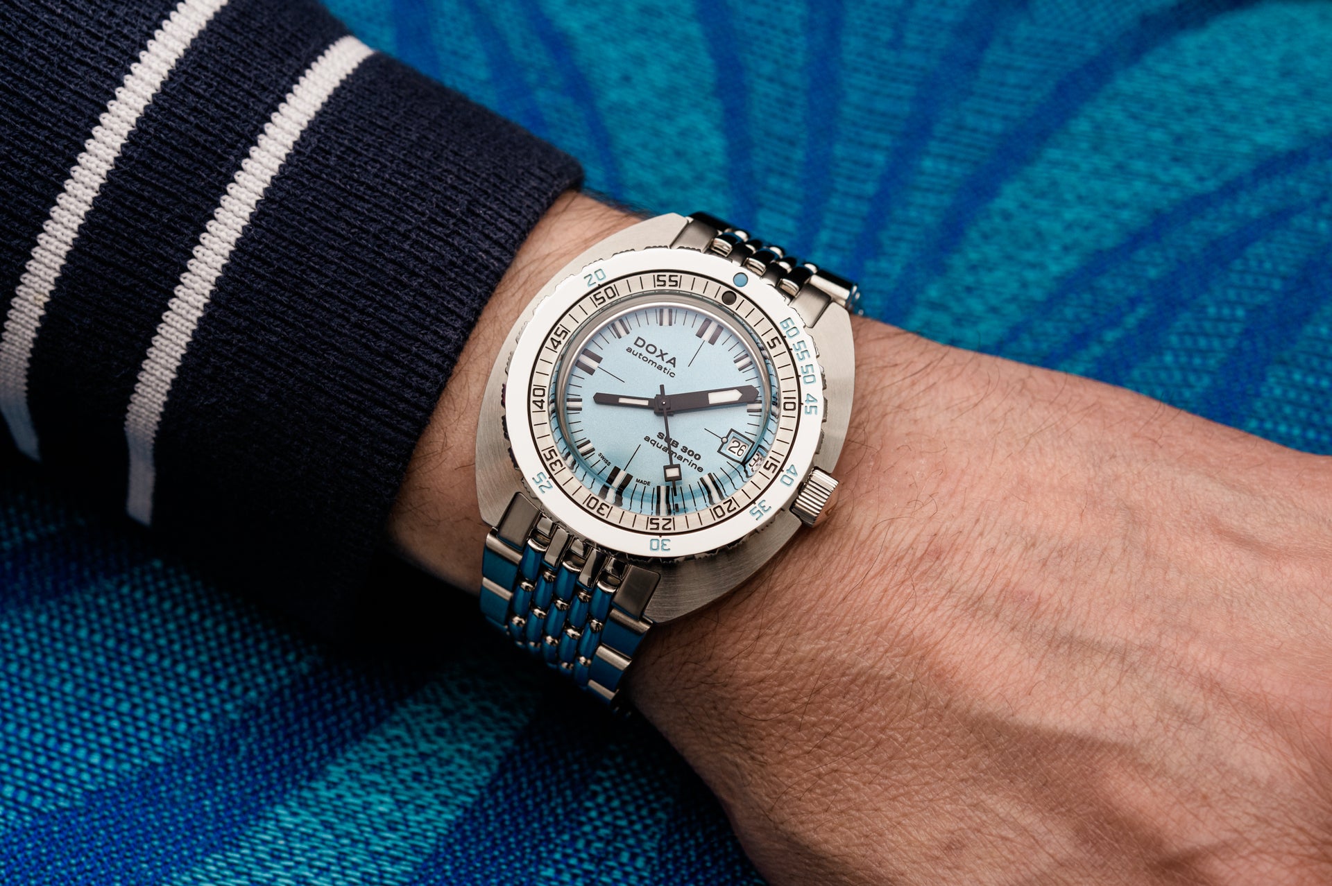 Doxa SUB 300 Aquamarine Automatic (Aquamarine Dial / 42.5mm)