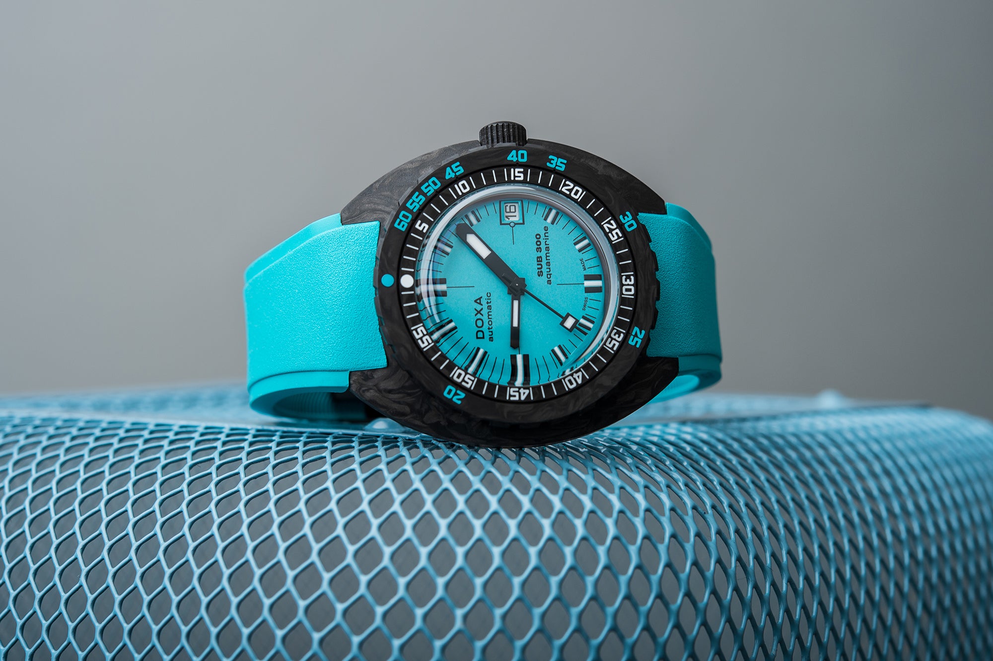 Doxa SUB 300 Aquamarine Automatic (Aquamarine Dial / 42.5mm)