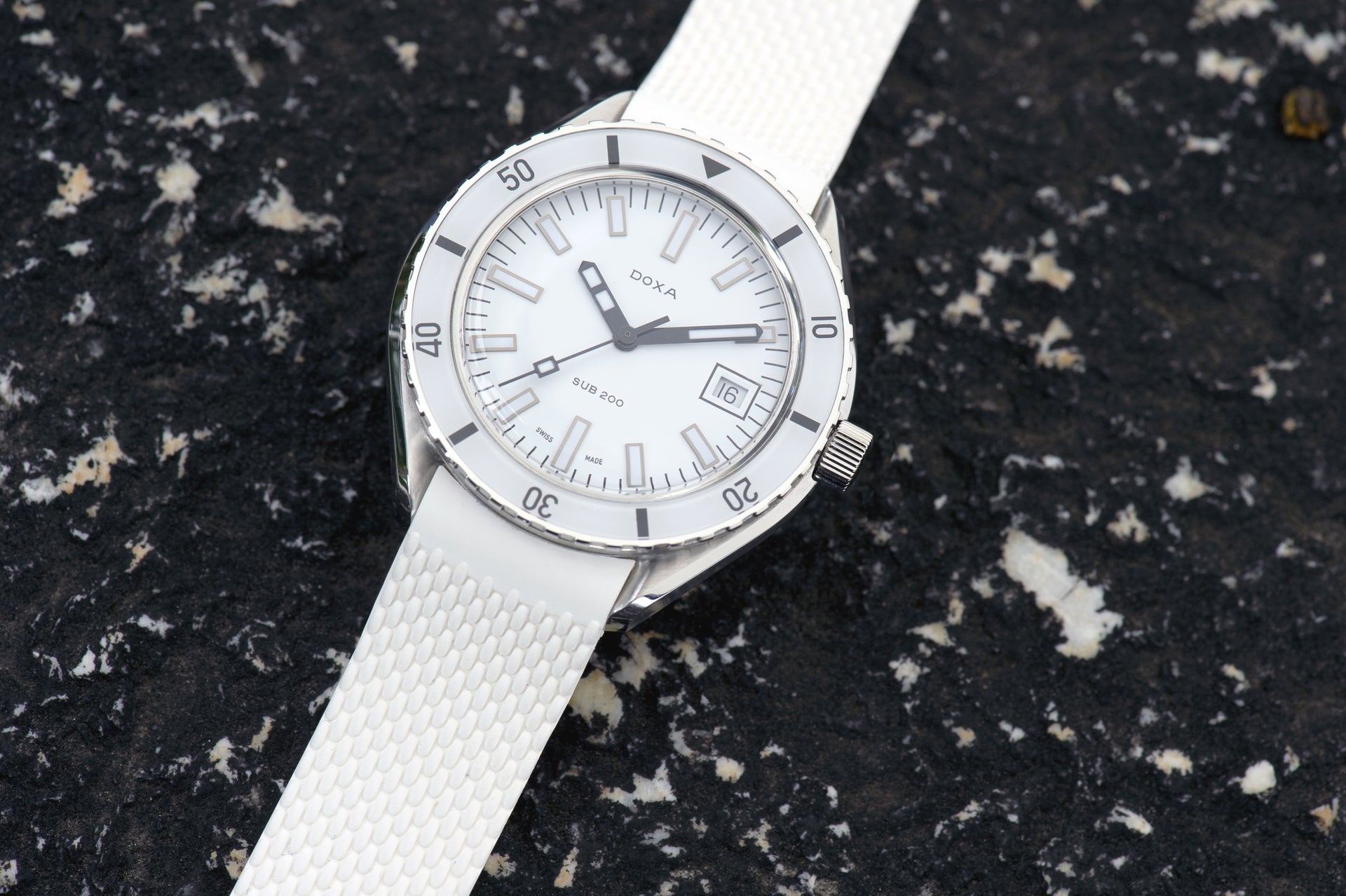 Doxa SUB 200 Whitepearl Automatic (White Dial / 42mm)