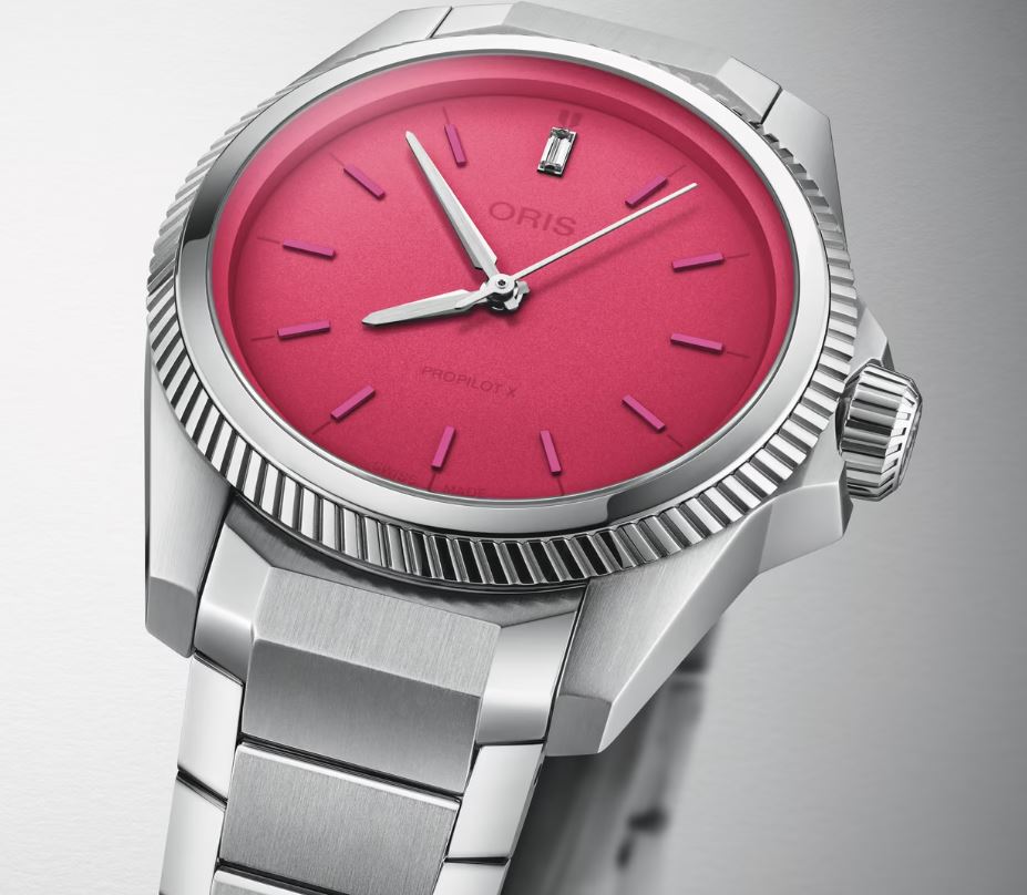 Oris ProPilot X Miss Piggy Edition REF#53177964158-0781705LC (Pink Dial / 34mm)