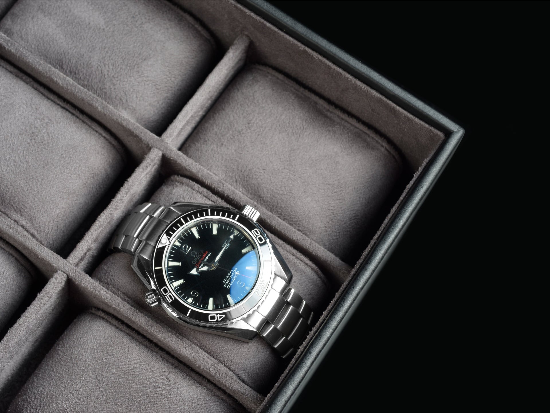 Heisse & Söhne Mirage Watch Box L Black 6 - Bottom Part
