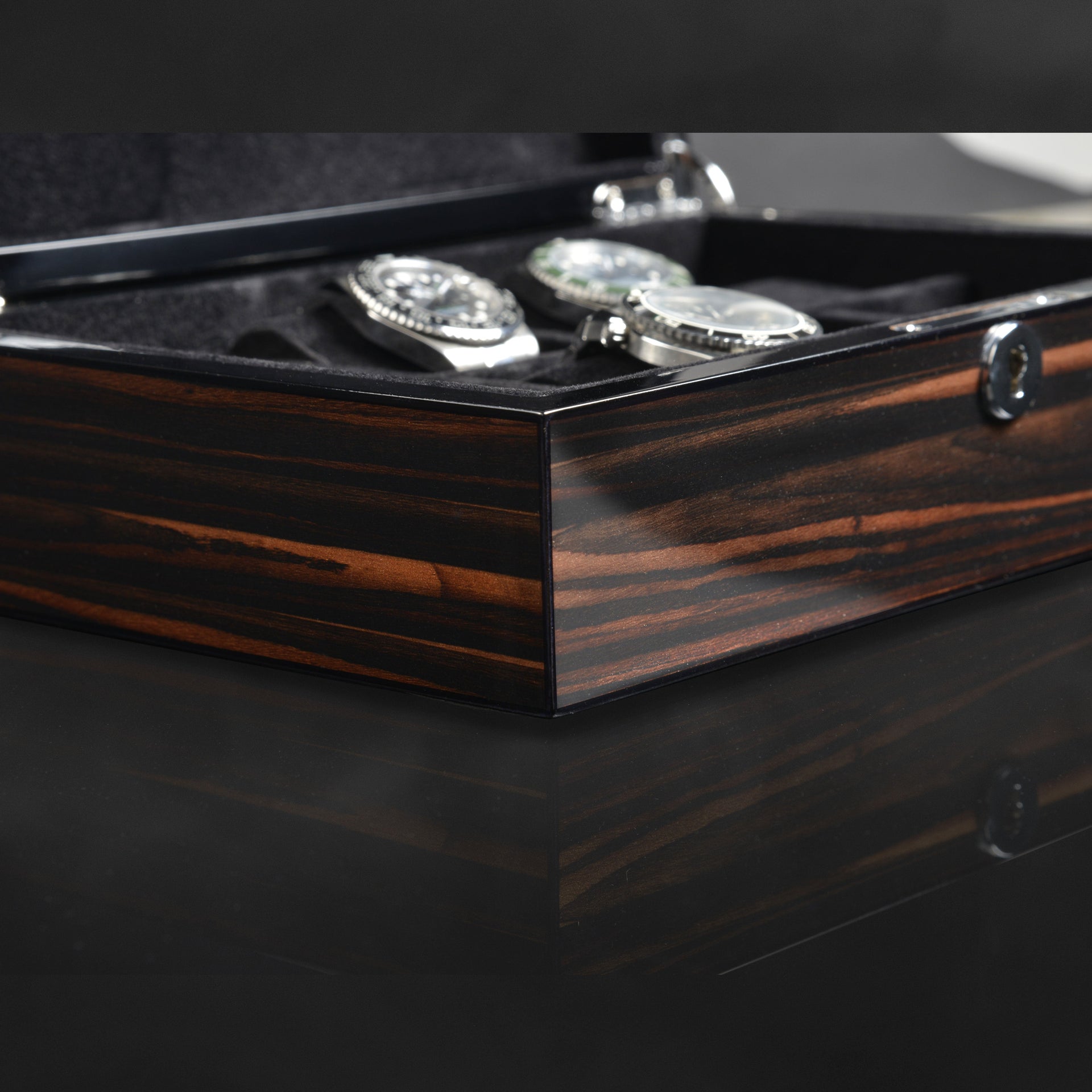 Heisse & Söhne Berlin 8 Watches Wood Case