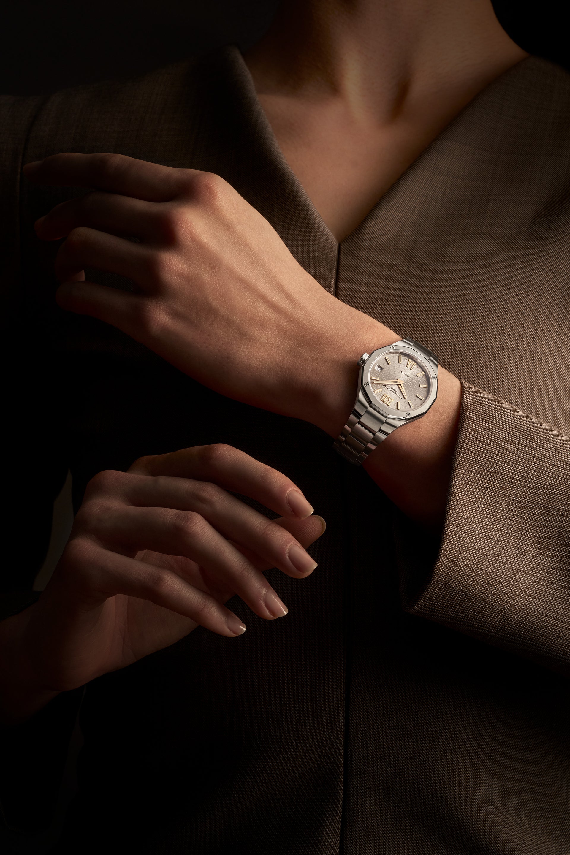 Baume Et Mercier Riviera Quartz (Beige Dial / 33mm)