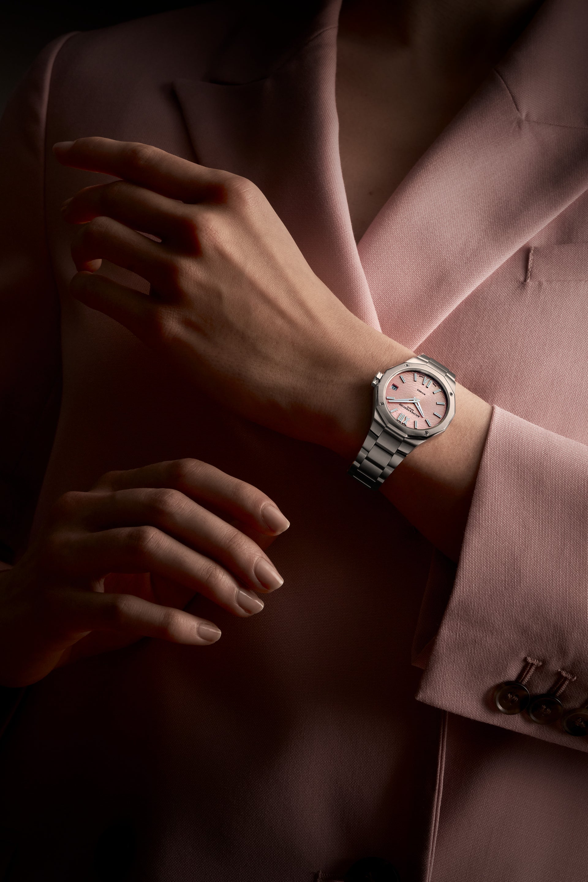 Baume Et Mercier Riviera Quartz (Pink Dial / 33mm)