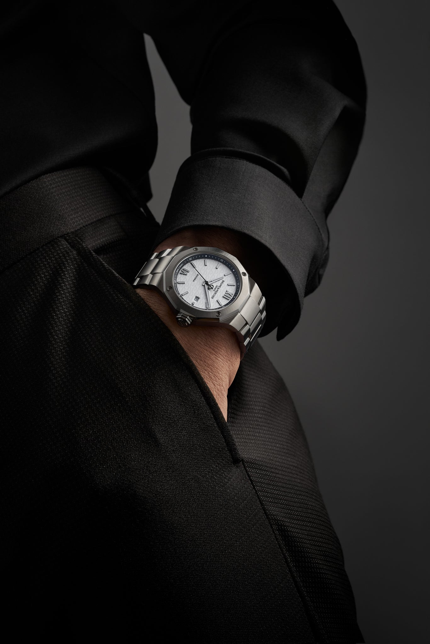 Baume Et Mercier Riviera Automatic (Grey Dial / 42mm)