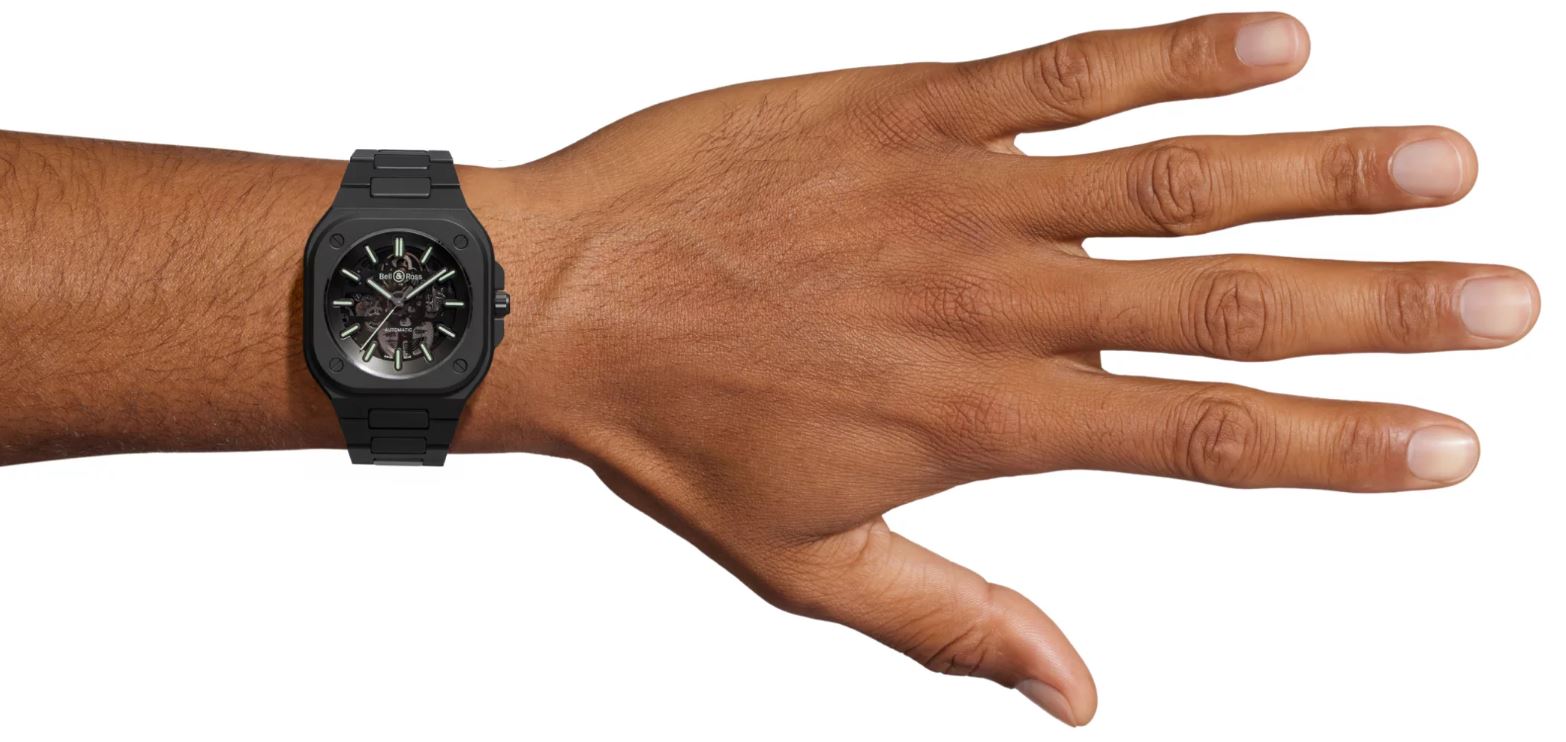 Bell & Ross BR 05 Skeleton Black Lum Ceramic Limited Edition Automatic BR05A-BLM-SKCE/SCE (Black Dial / 41mm)