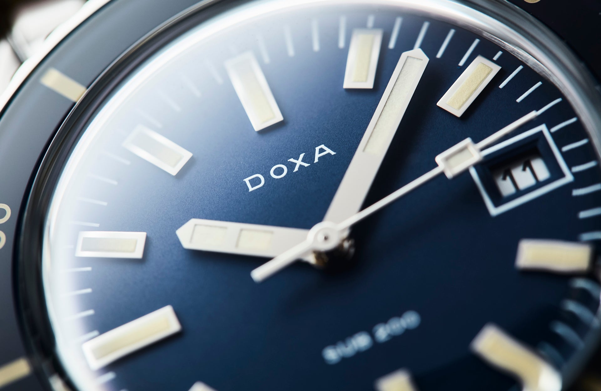 Doxa SUB 200 Caribbean Automatic (Blue Dial / 42mm)