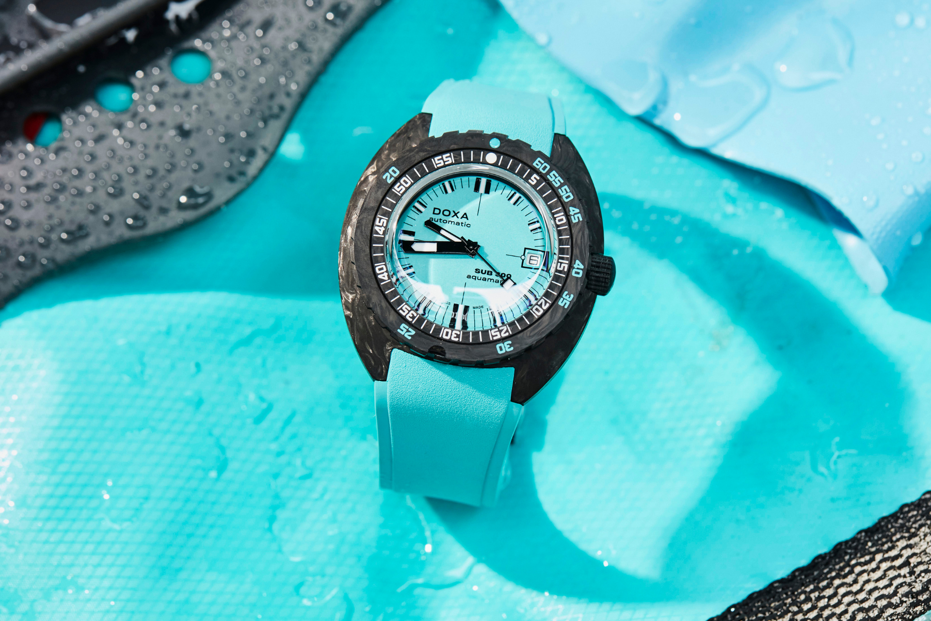 Doxa SUB 300 Aquamarine Automatic (Aquamarine Dial / 42.5mm)
