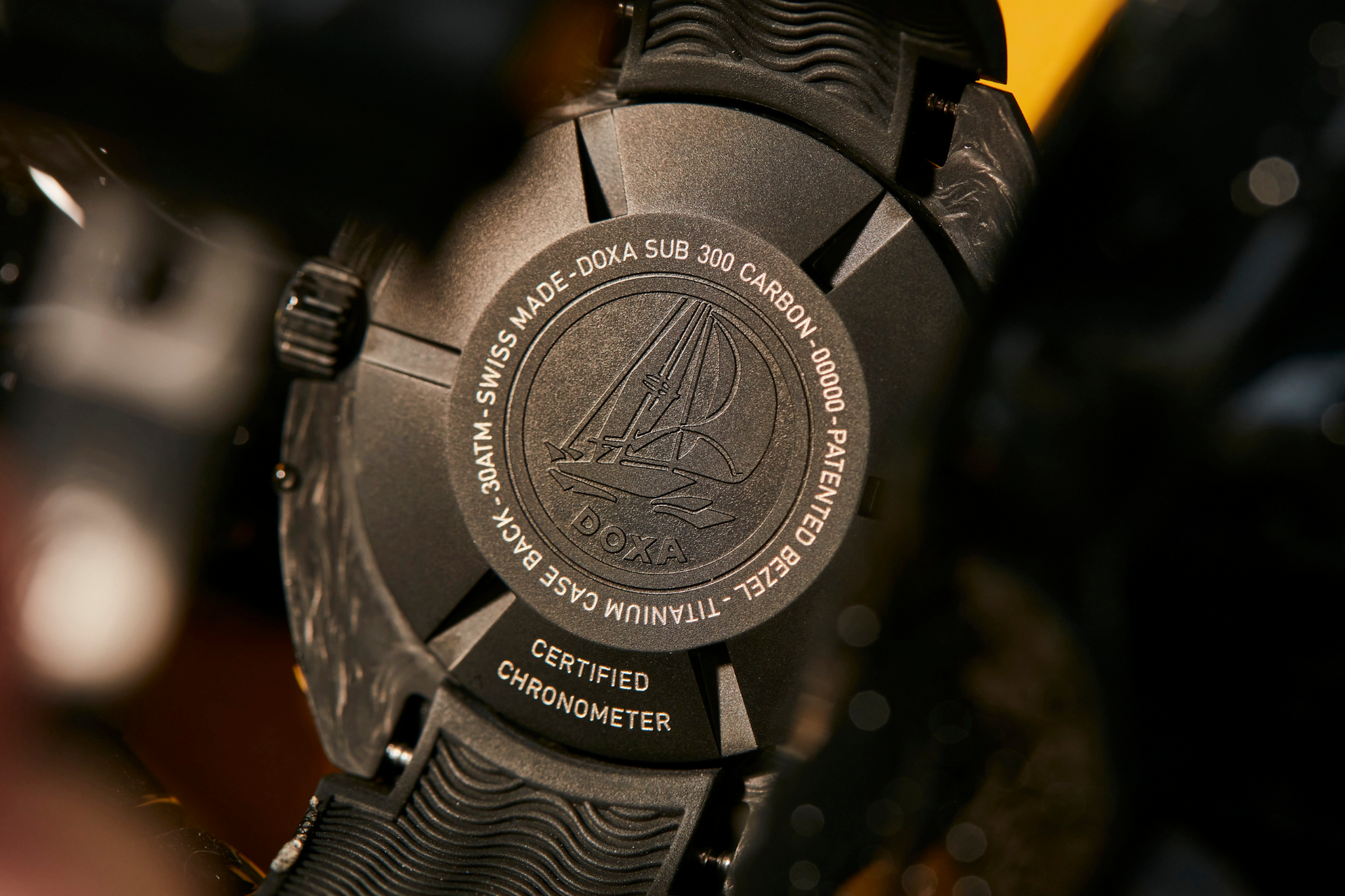 Doxa SUB 300 Carbon Divingstar Automatic (Yellow Dial / 42.5mm)