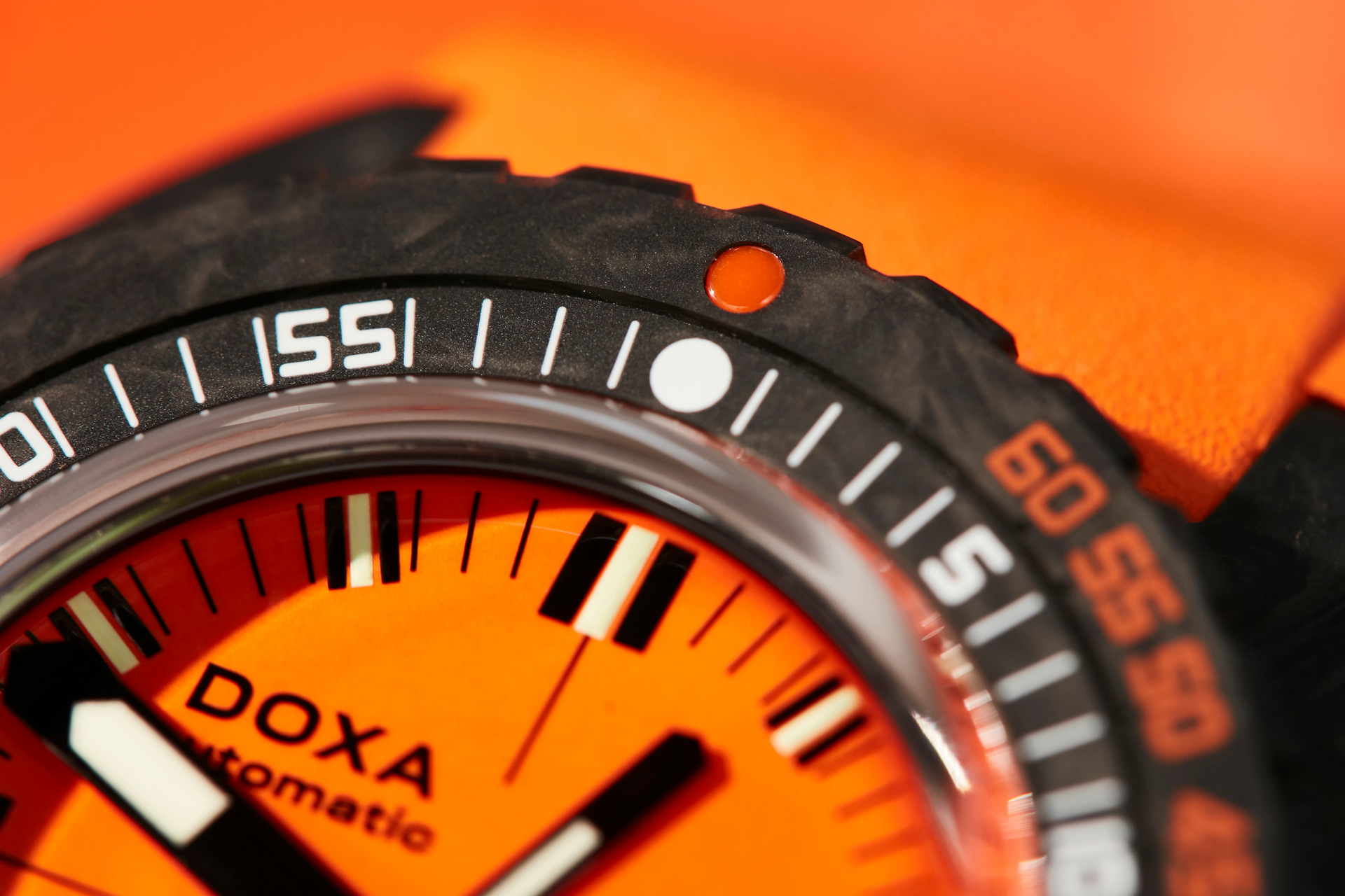 Doxa SUB 300 Carbon Professional Automatic (Orange Dial / 42.5mm)