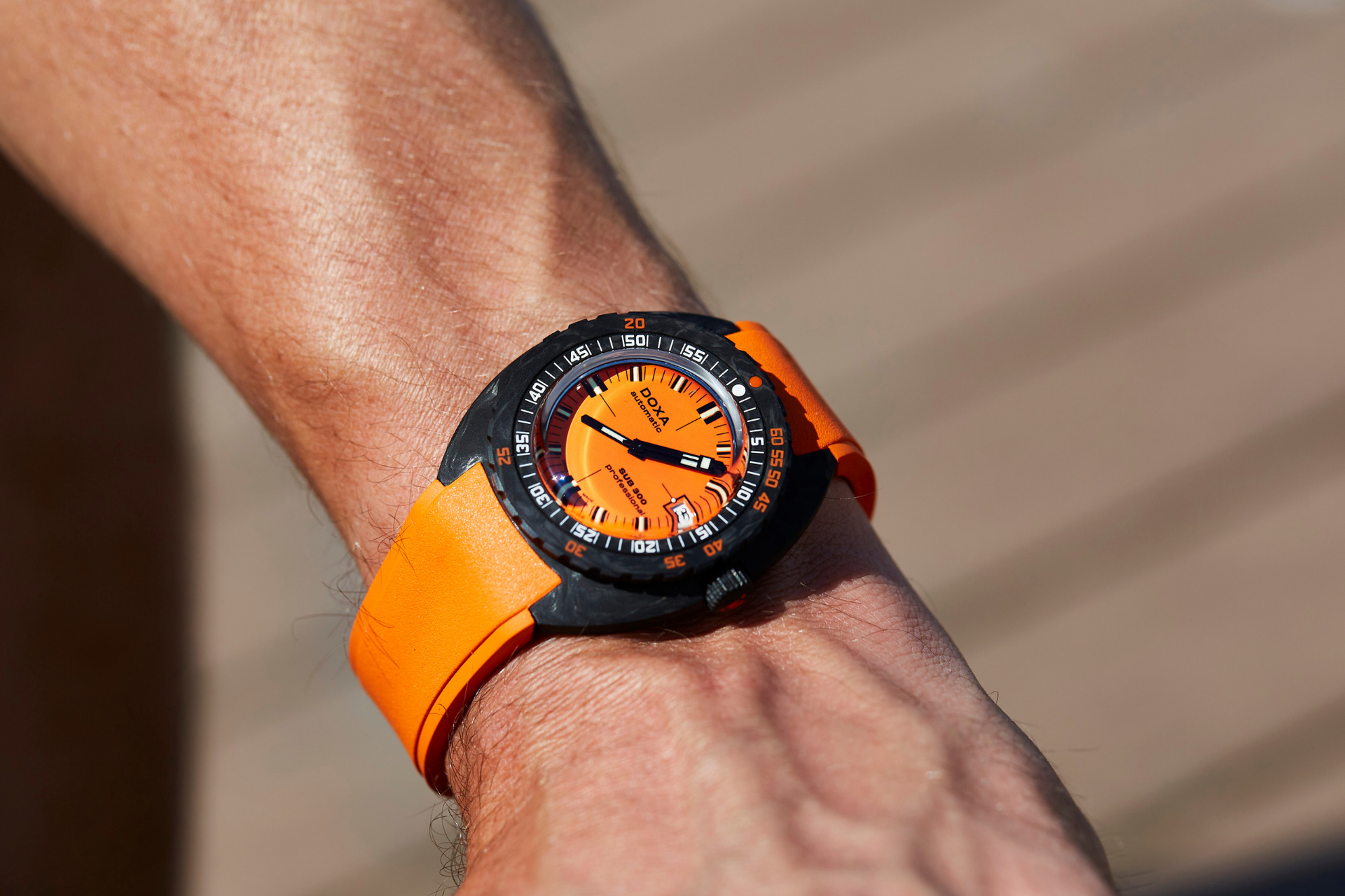 Doxa SUB 300 Carbon Professional Automatic (Orange Dial / 42.5mm)