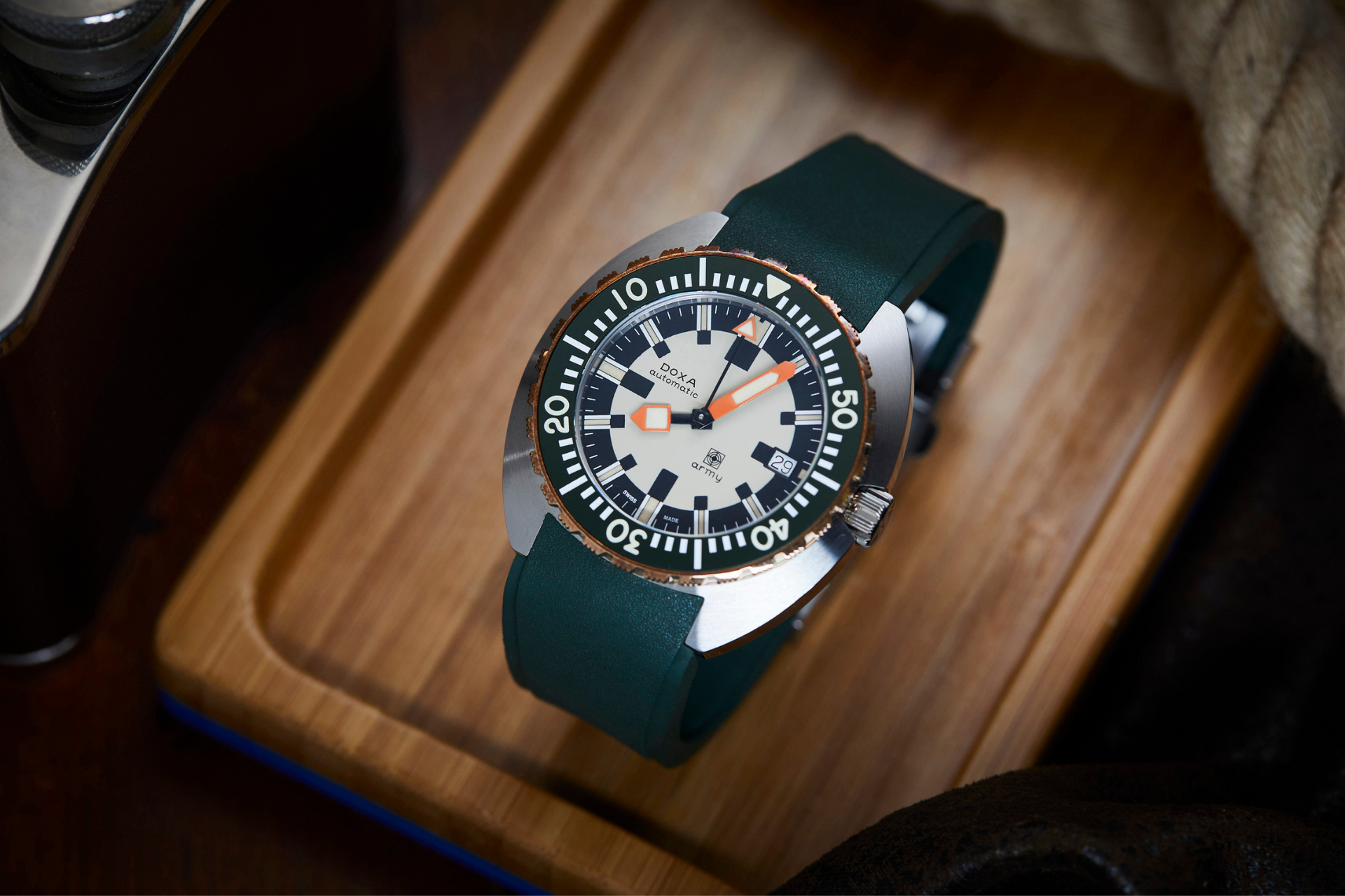 Doxa Army Bronze Bezel Automatic (Beige Dial / 42.5mm)