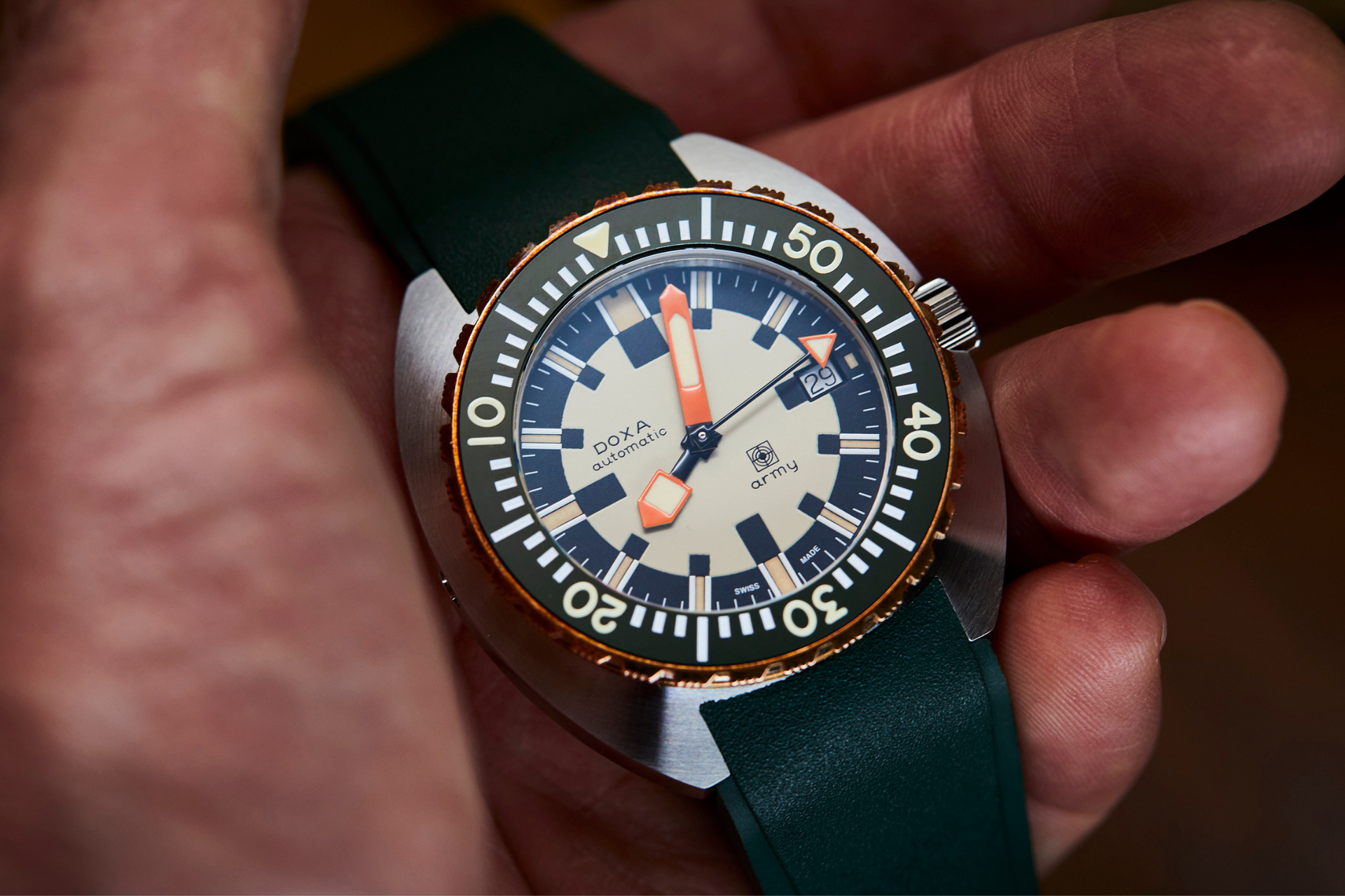 Doxa Army Bronze Bezel Automatic (Beige Dial / 42.5mm)