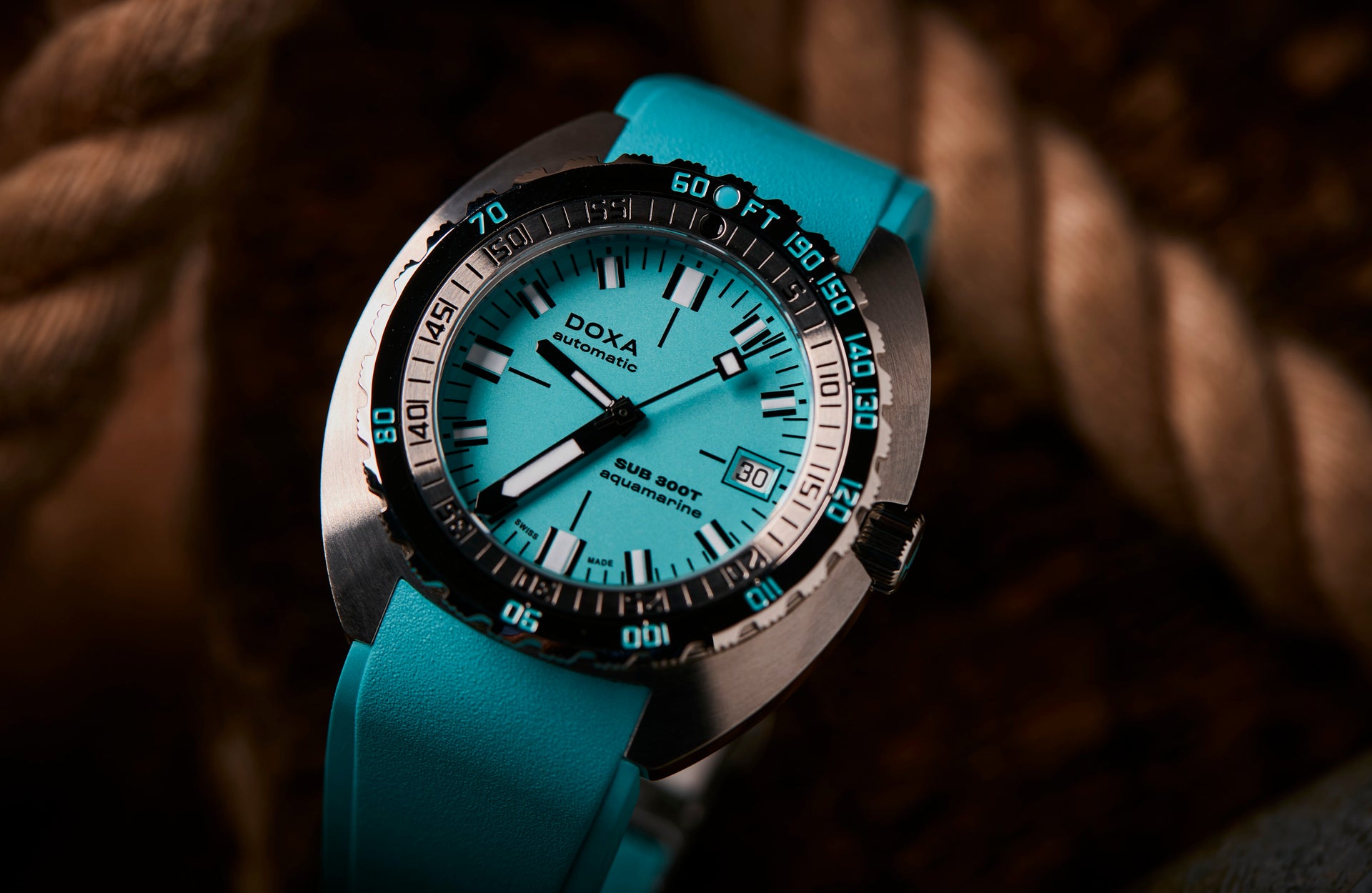 Doxa SUB 300T Aquamarine Automatic (Aquamarine Dial / 42.5mm)