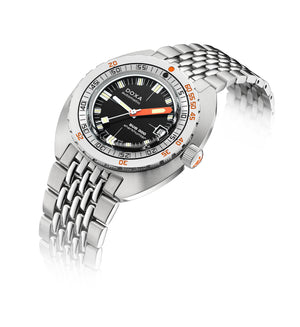 Doxa SUB 300 Sharkhunter Automatic (Black Dial / 42.5mm)