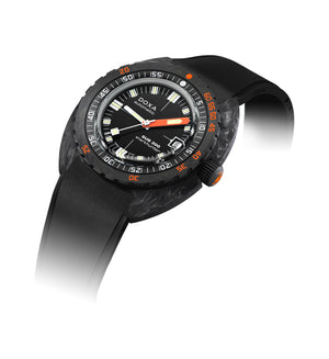 Doxa SUB 300 Carbon Sharkhunter Automatic (Black Dial / 42.5mm)