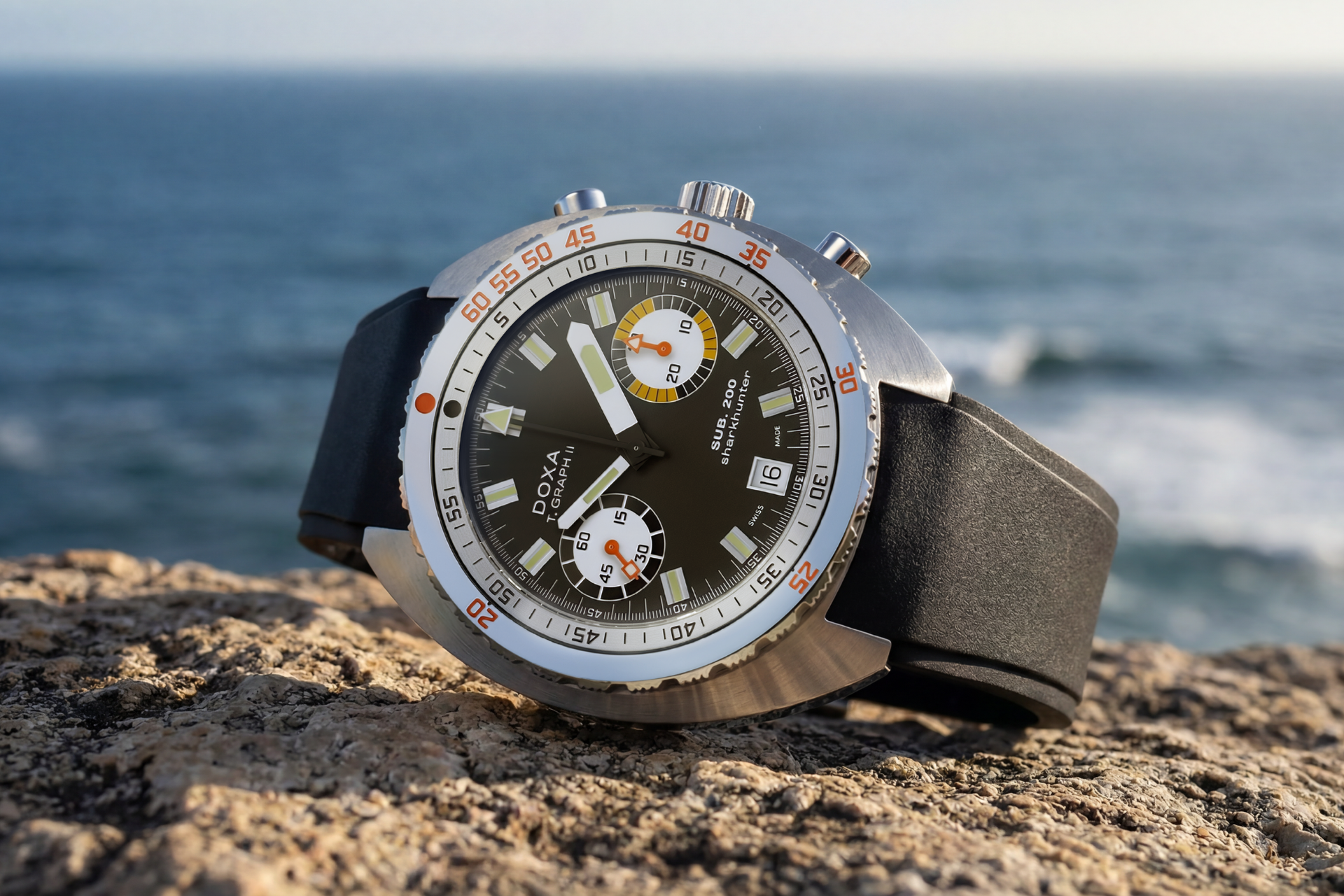 Doxa SUB 200 T.GRAPH II Sharkhunter Automatic Chronograph (Black Dial / 42mm)