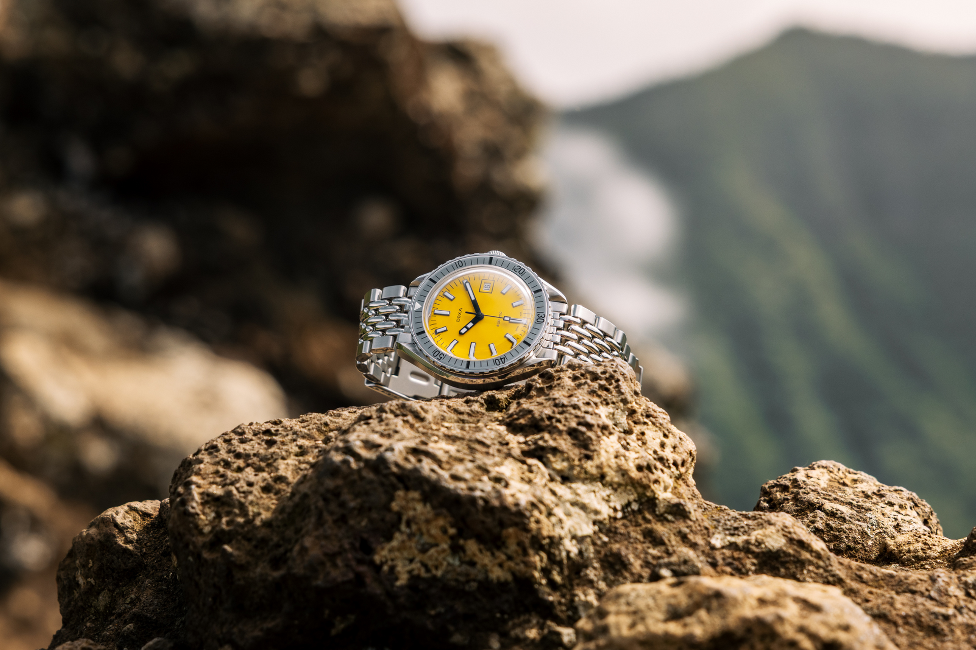 Doxa SUB 200 Divingstar Automatic (Yellow Dial / 42mm)