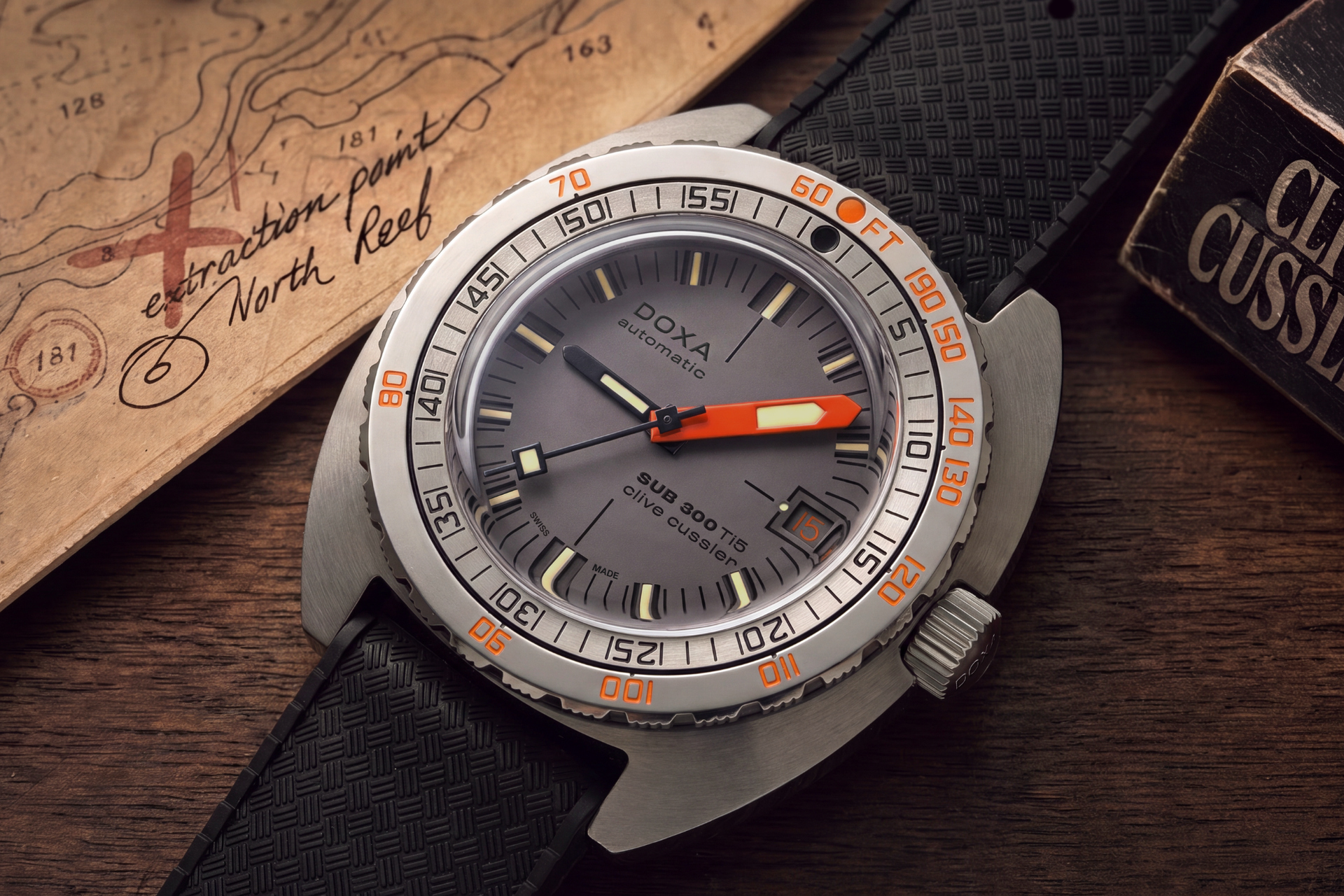 Doxa SUB 300 Ti5 Clive Cussler Automatic (Silver Dial / 42.5mm)