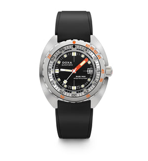 Doxa SUB 300 Sharkhunter Automatic (Black Dial / 42.5mm)