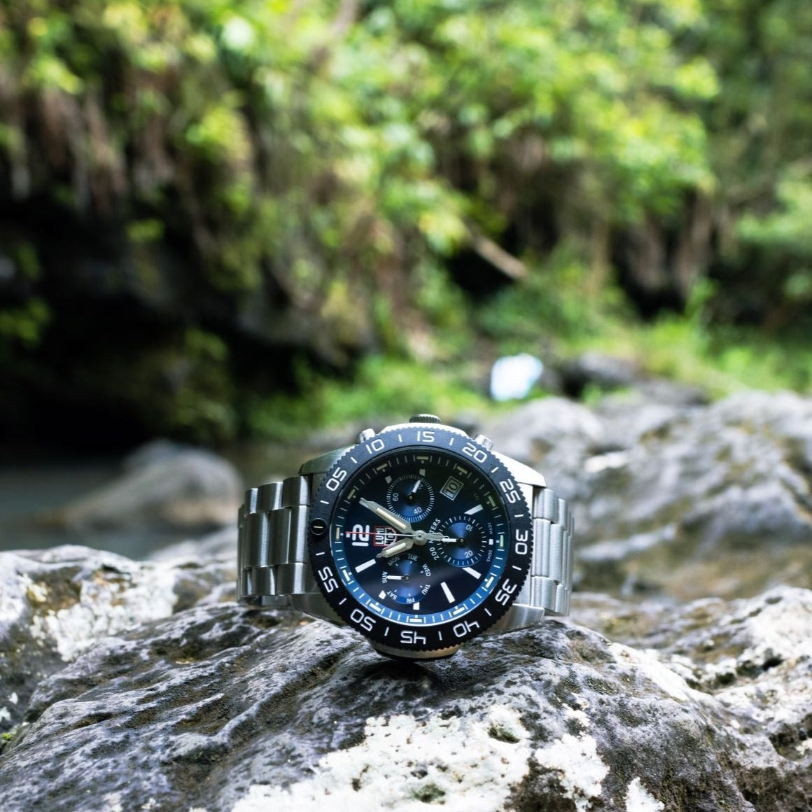 Pacific Diver Chronograph, 44MM - Blue Dial
