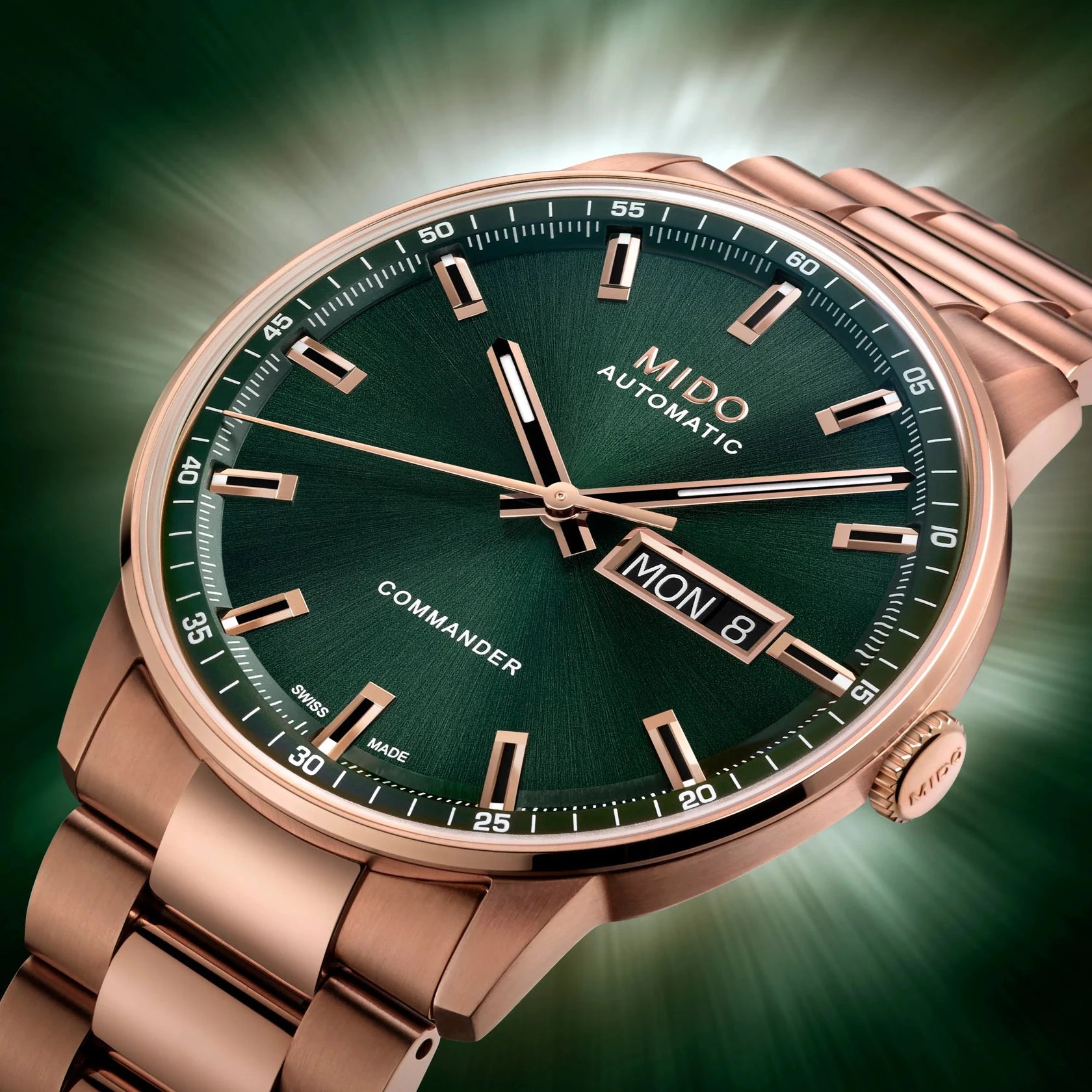 MIDO Commander Datoday Automatic (Green Dial / 40mm)