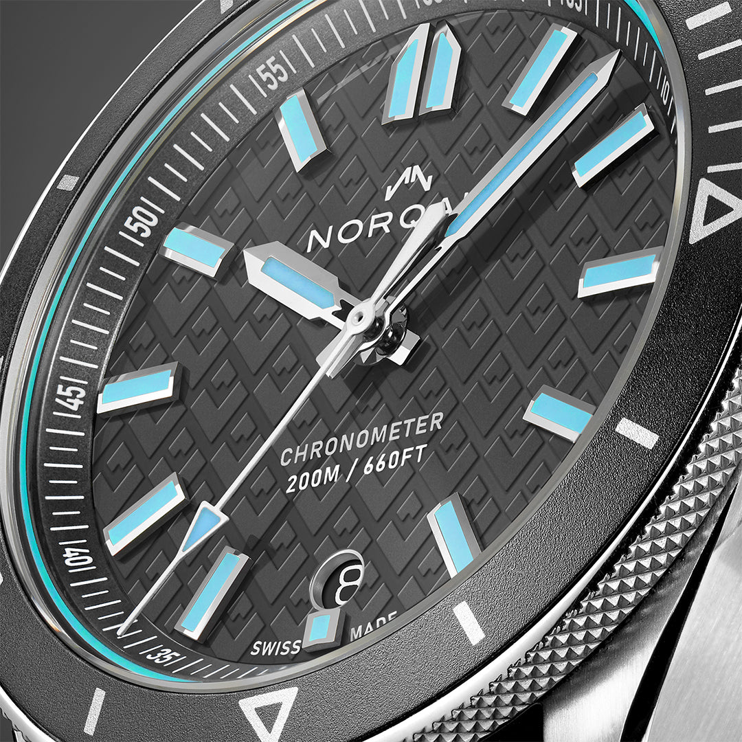 Norqain Adventure Auto (Grey Dial / 40mm)