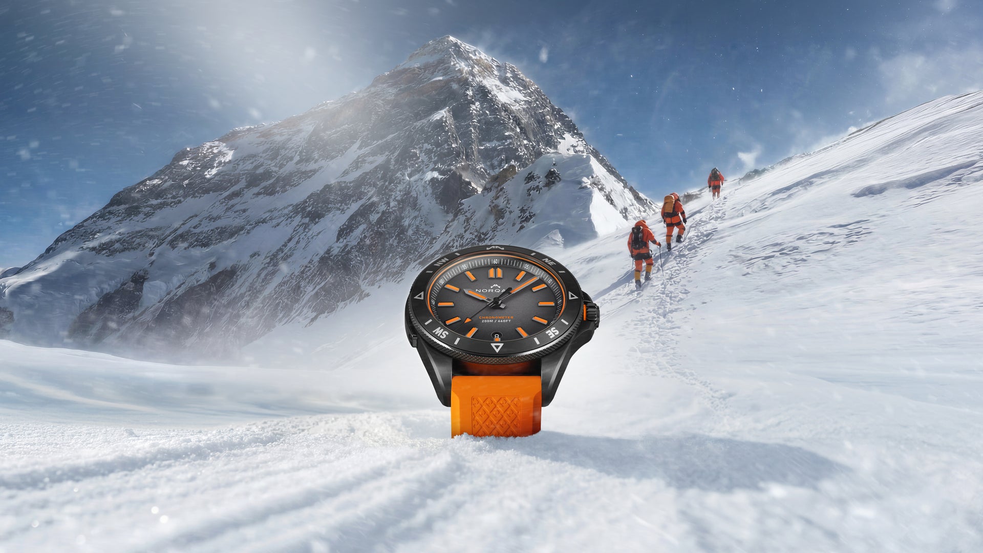 Norqain Adventure Neverest Limited Edition Auto (Grey Dial / 40mm)