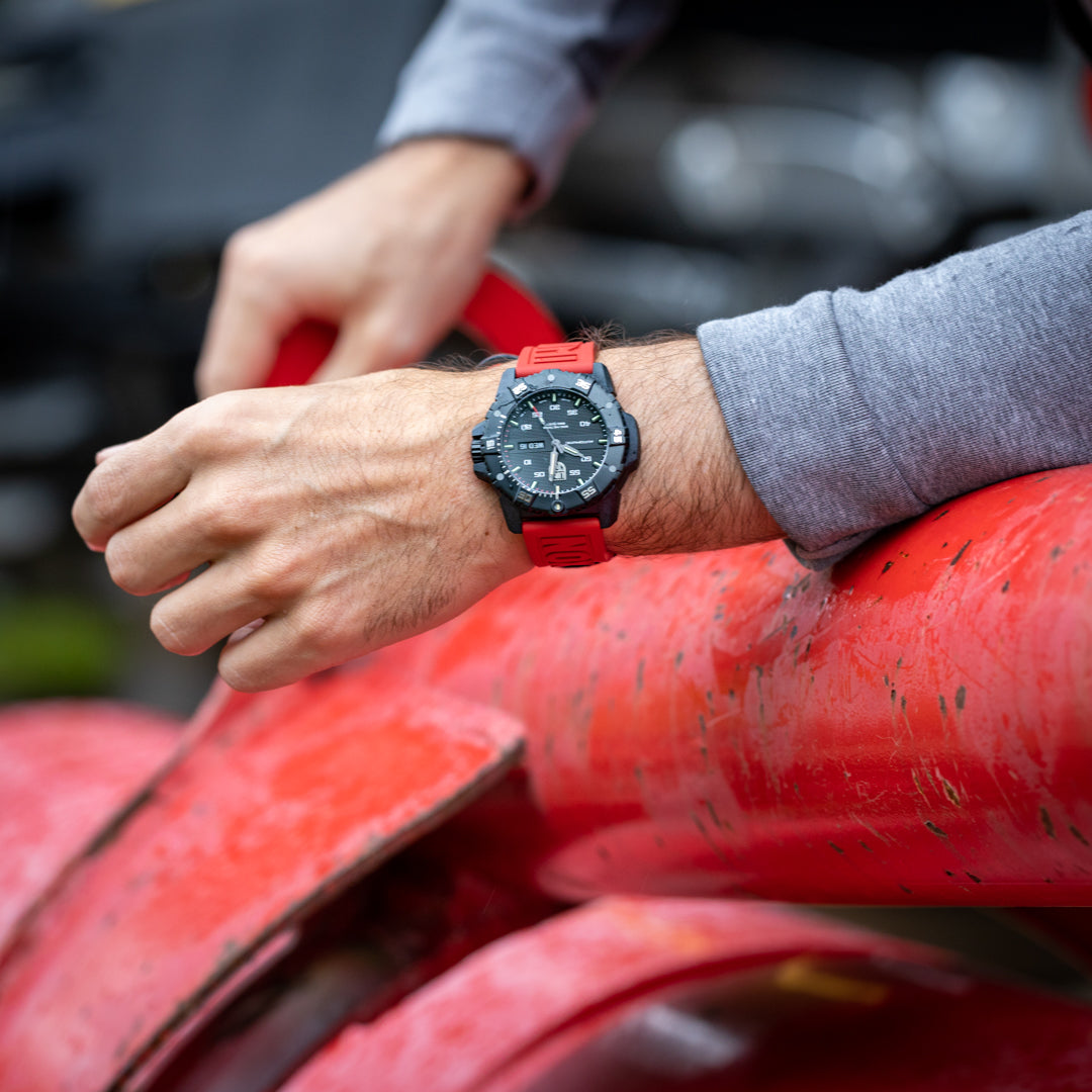 Master Carbon SEAL Automatic, 45MM - Black Dial