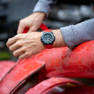 Master Carbon SEAL Automatic, 45MM - Black Dial