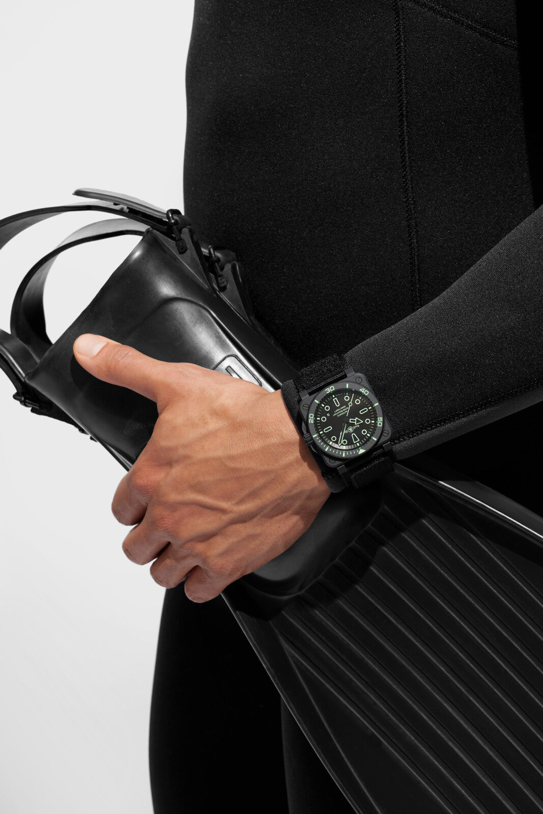 Bell & Ross BR 03 Diver Lum Outline Automatic BR03A-D-OL-CE/SRB (Black Dial / 42mm)