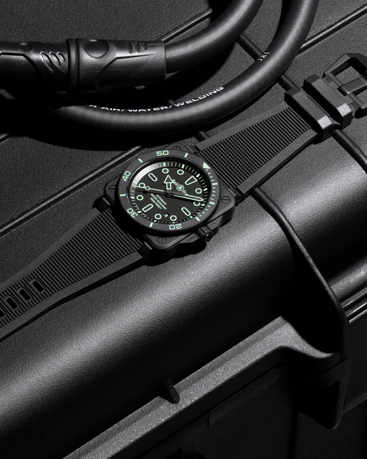 Bell & Ross BR 03 Diver Lum Outline Automatic BR03A-D-OL-CE/SRB (Black Dial / 42mm)