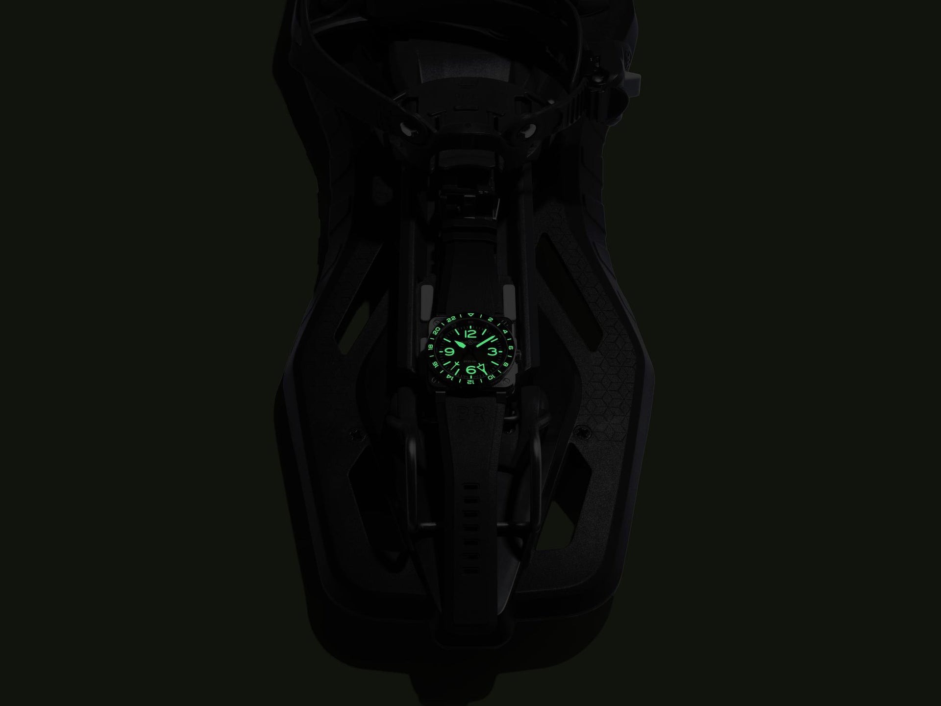 Bell & Ross BR 03 GMT Green Lum Limited Edition Automatic BR0393-GN-ST/SRB (Green Dial / 42mm)