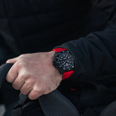 Master Carbon SEAL Automatic, 45MM - Black Dial