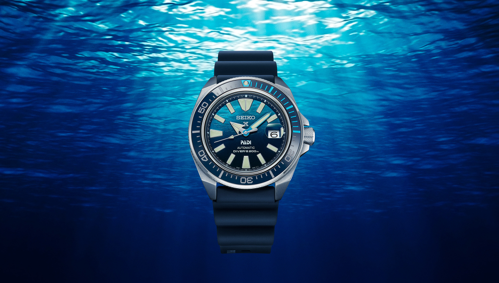 Seiko diver's deep blue dial watch on sale