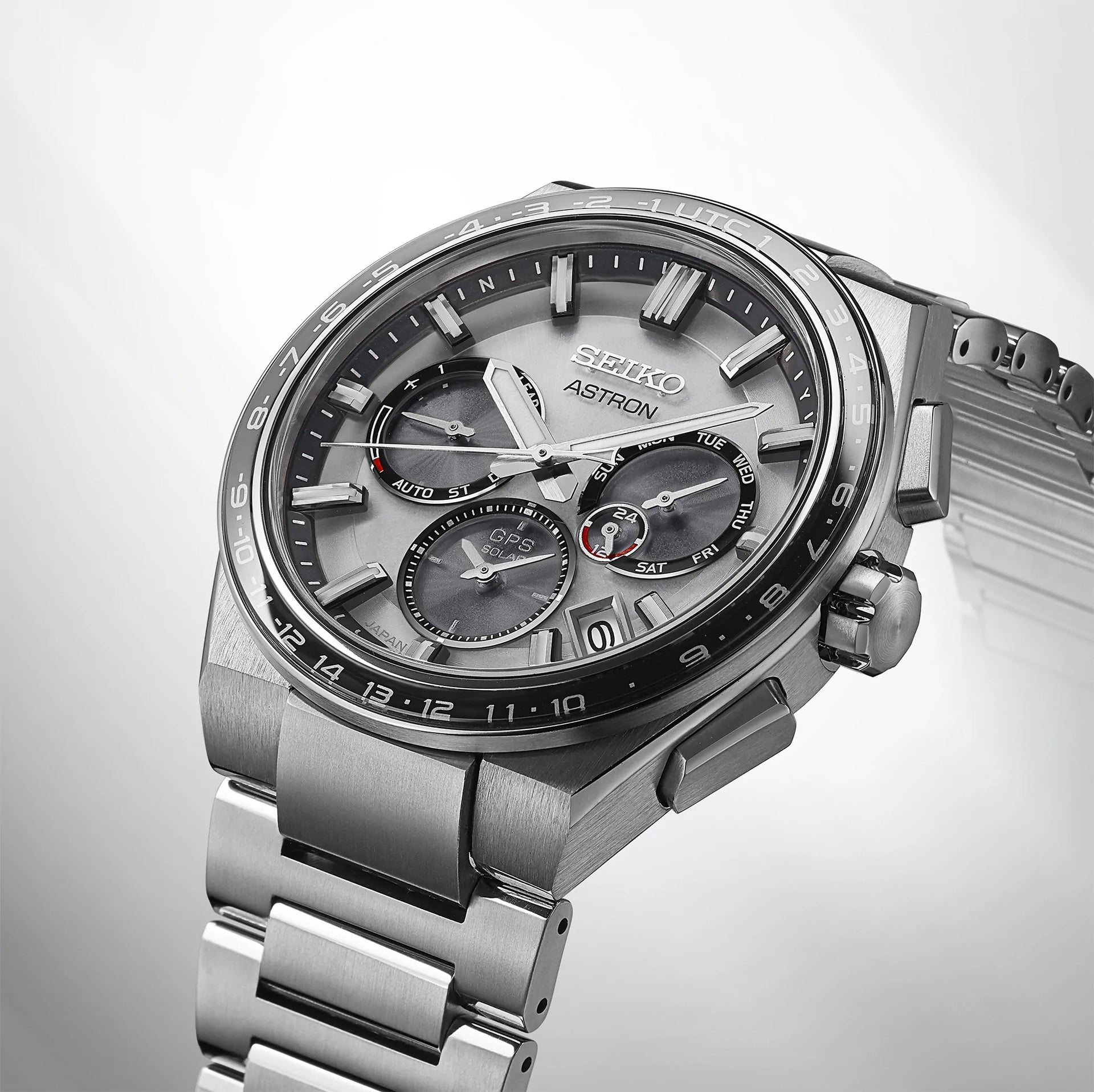 Seiko Astron SSH107 (Silver Dial / 43mm) – Hemsleys Jewellers