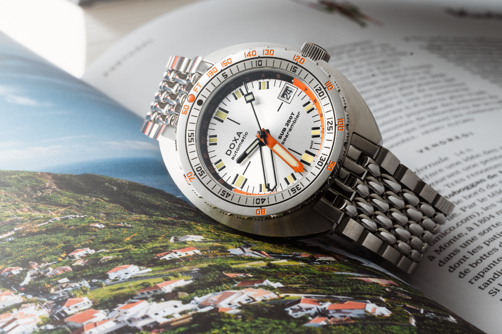 Doxa SUB 250T GMT Searambler Automatic (Silver Dial / 40mm)