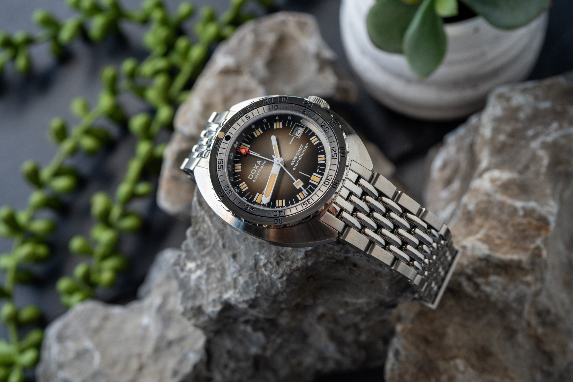 Doxa SUB 250T GMT Sharkhunter Vintage Automatic (Grey Dial / 40mm)