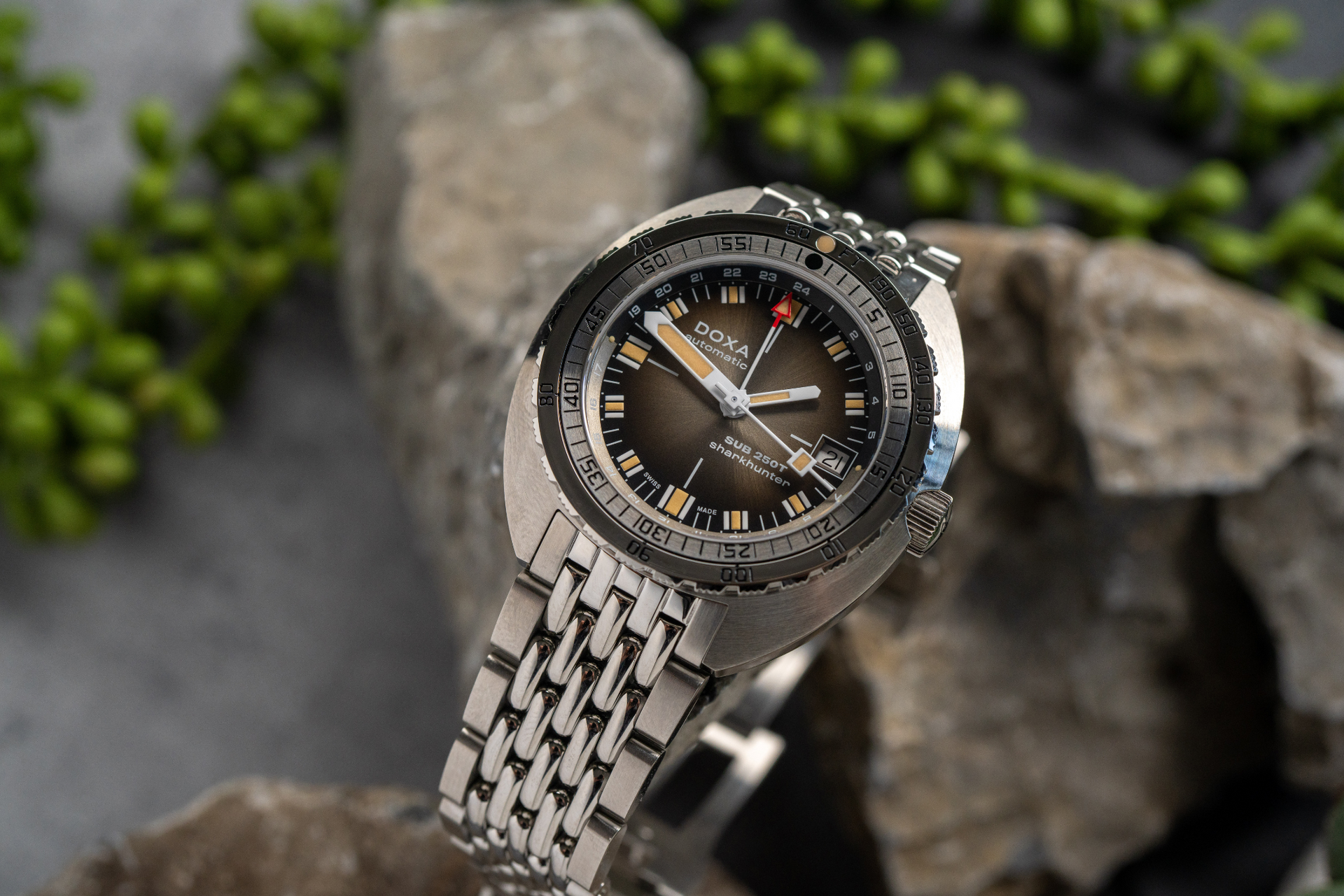 Doxa SUB 250T GMT Sharkhunter Vintage Automatic (Grey Dial / 40mm)