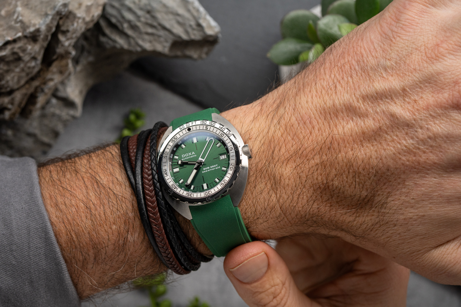 Doxa SUB 250T GMT Sea Emerald Automatic (Green Dial / 40mm)