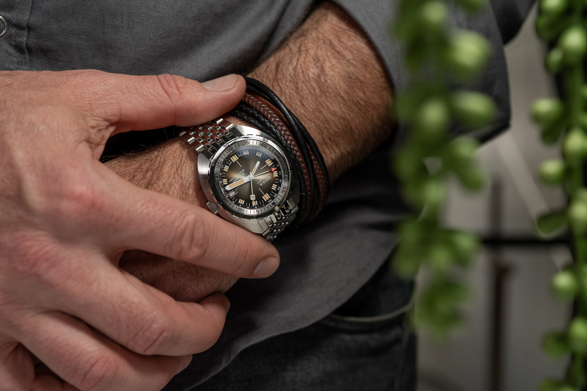 Doxa SUB 250T GMT Sharkhunter Vintage Automatic (Grey Dial / 40mm)