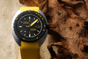 Doxa SUB 300 Beta Divingstar Automatic (Black Dial / 42.5mm)