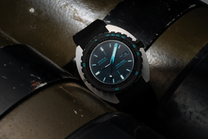 Doxa SUB 300 Beta Aquamarine Automatic (Black Dial / 42.5mm)