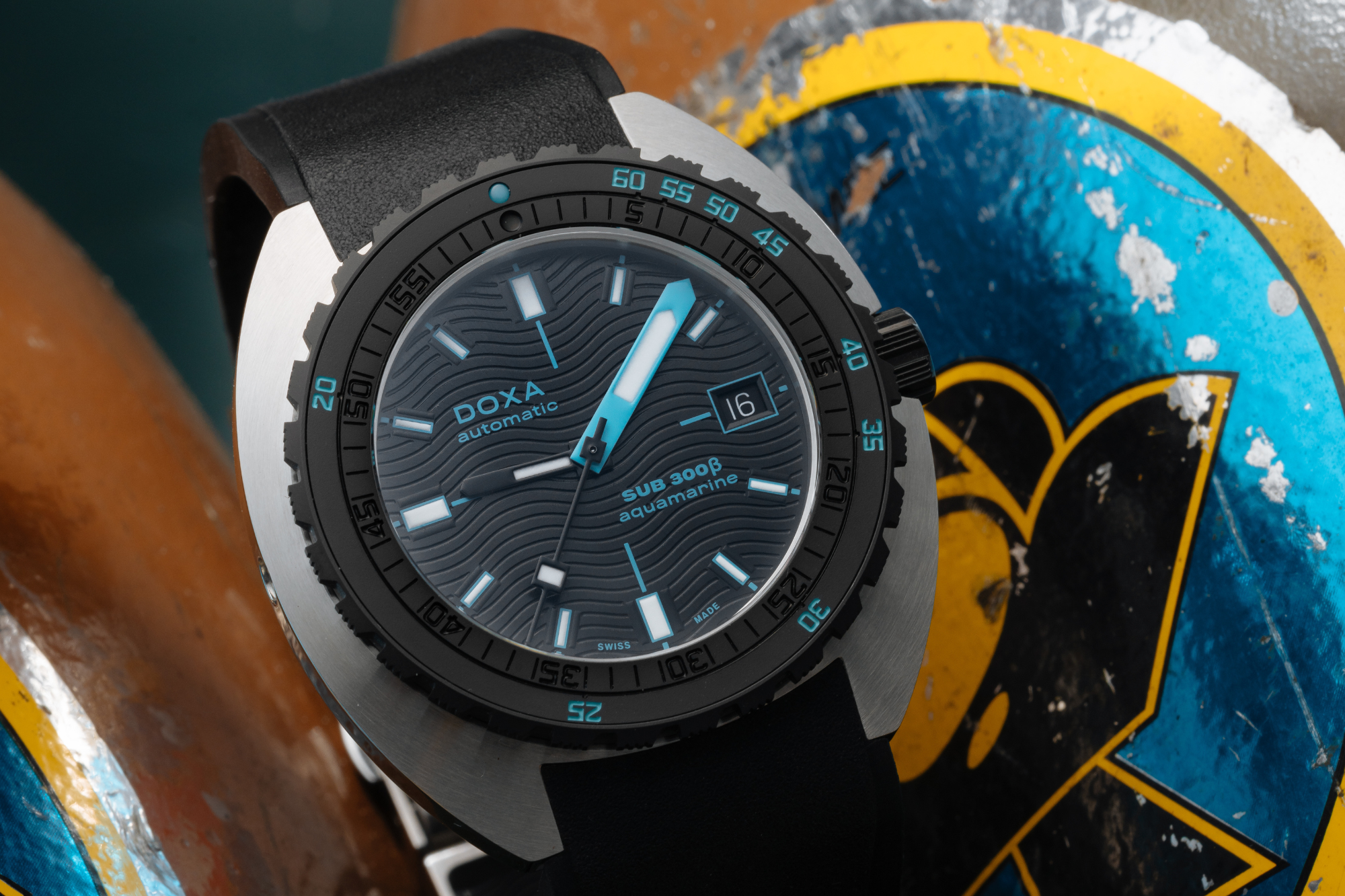 Doxa SUB 300 Beta Aquamarine Automatic (Black Dial / 42.5mm)