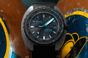 Doxa SUB 300 Beta Aquamarine Automatic (Black Dial / 42.5mm)
