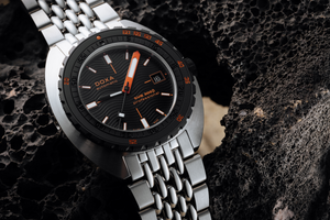 Doxa SUB 300 Beta Professional Automatic (Black Dial / 42.5mm)