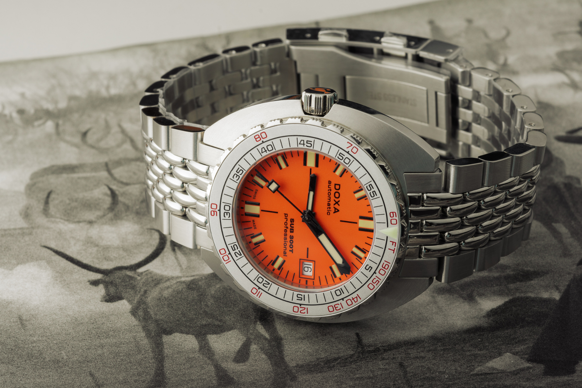 Doxa SUB 300T Professional Aristera Limited Edition Automatic (Orange Dial / 42.5mm)