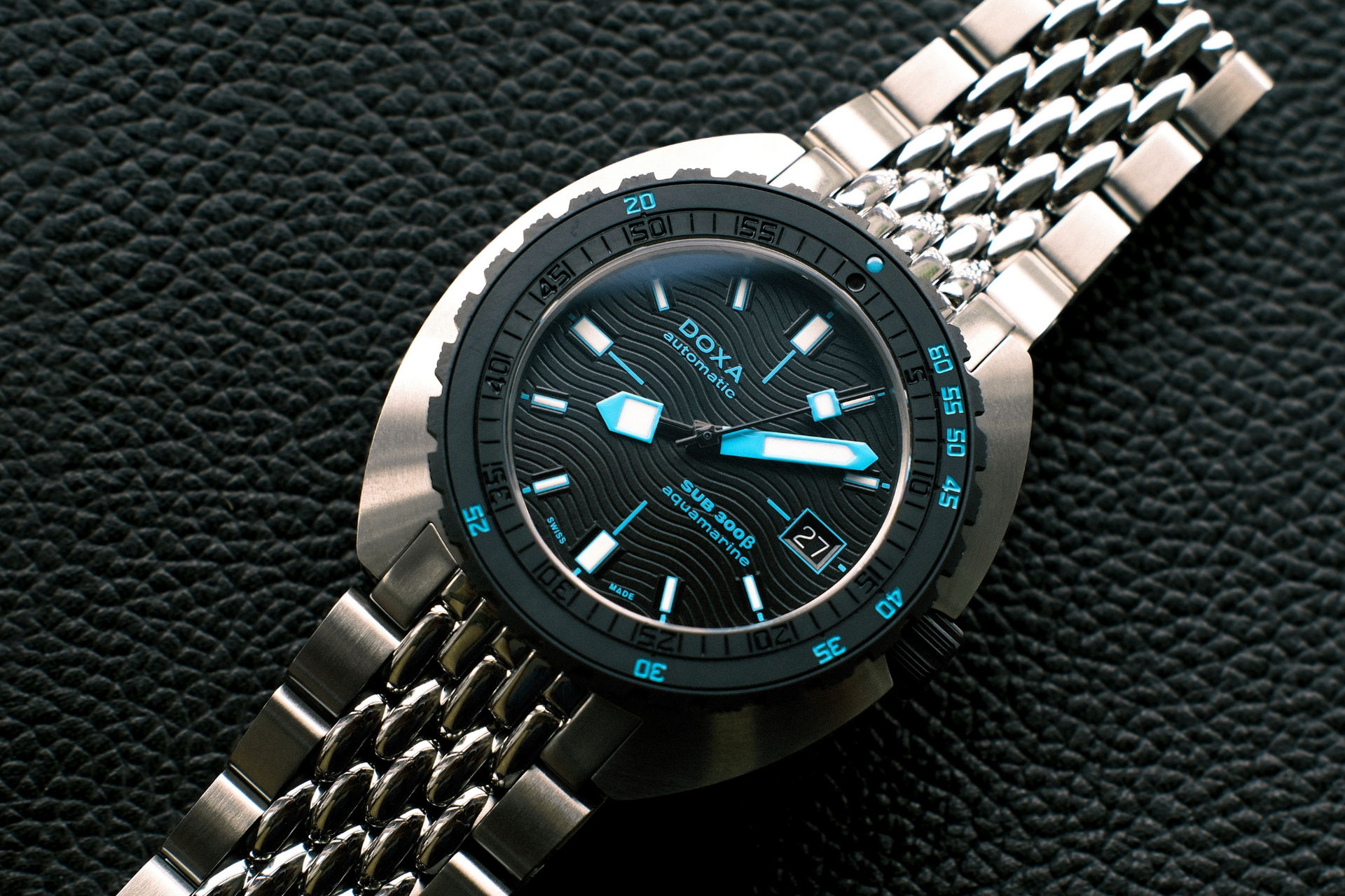 Doxa SUB 300 Beta Aquamarine Automatic (Black Dial / 42.5mm)