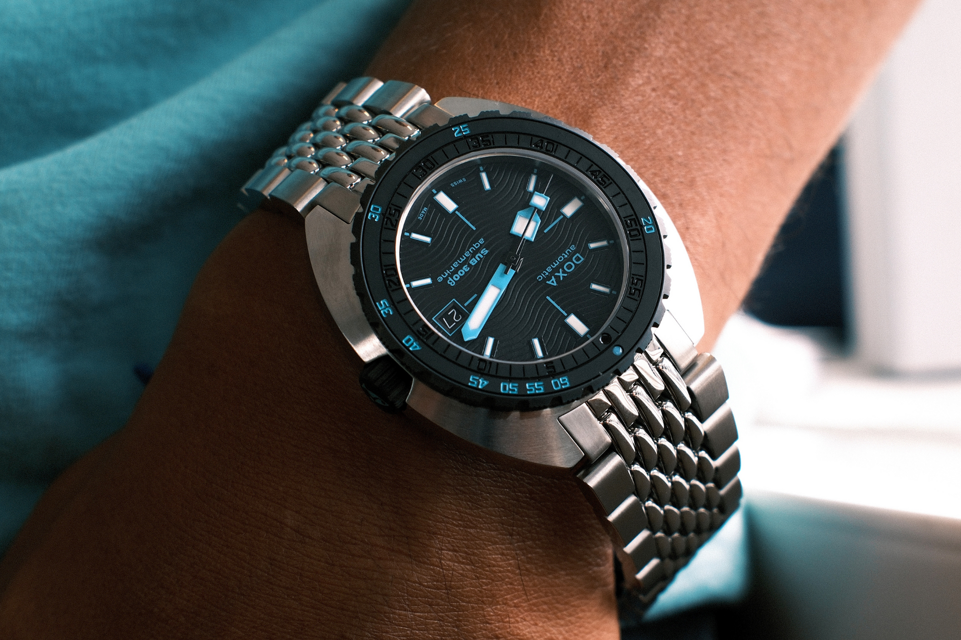 Doxa SUB 300 Beta Aquamarine Automatic (Black Dial / 42.5mm)